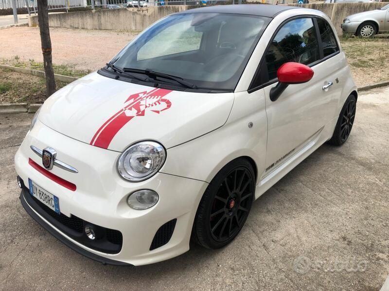 Usata Abarth 500 Esseesse 135 CV (99 kW) 2009 Bianco Utilitaria
