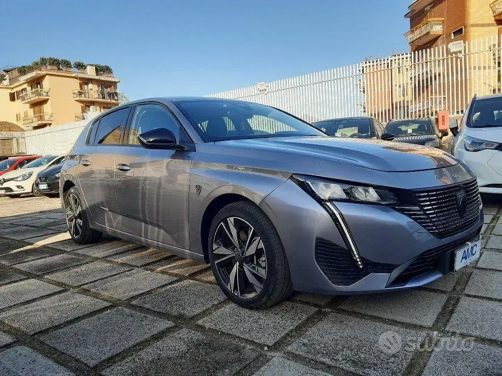 Begagnad Peugeot 308 GT 131 HK (96 kW) 2023 Grå Sedan