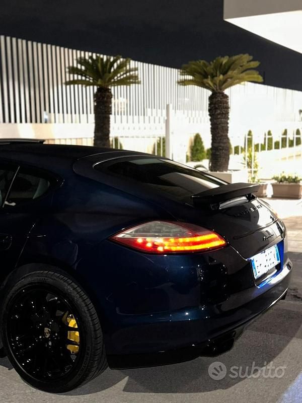 Usata Porsche Panamera 250 CV (183 kW) 2011 Berlina