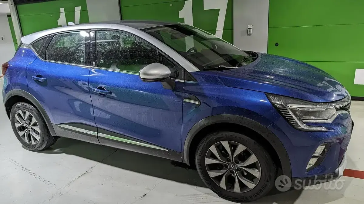 Usata Renault Captur Intens 116 CV (85 kW) 2020 Bluazzurro SUV