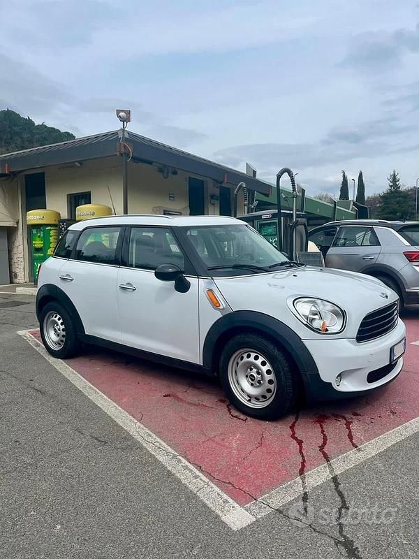 Usata Mini Countryman 90 CV (66 kW) 2014 Bianco SUV