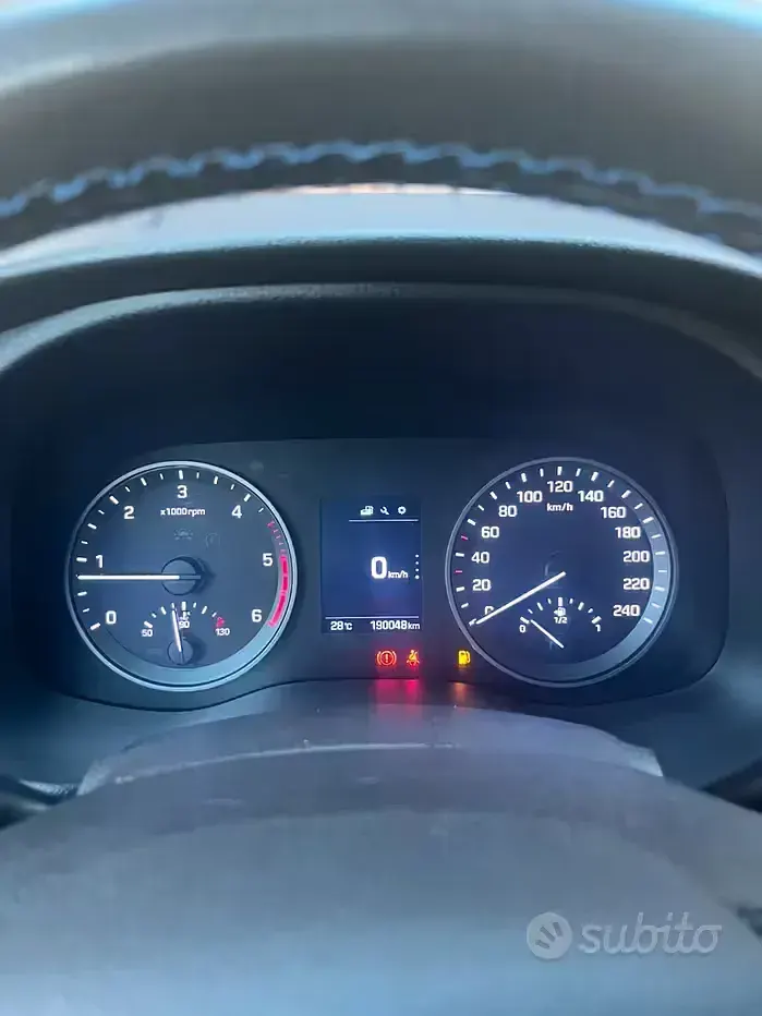 Usata Hyundai Tucson 116 CV (85 kW) 2016 Bianco SUV