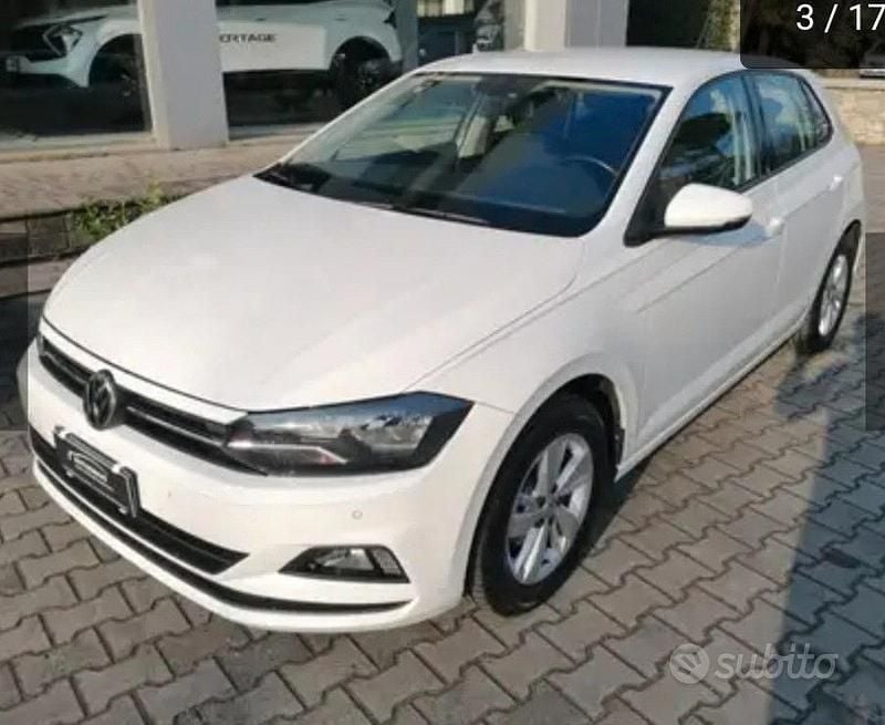 Usata VW Polo Trendline 75 CV (55 kW) 2018 Bianco Utilitaria
