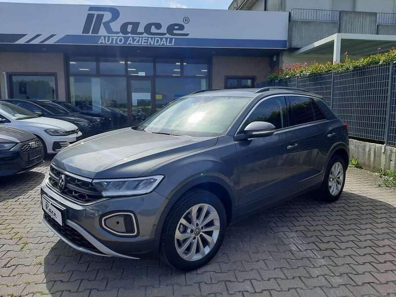 Usata VW T-Roc 110 CV (80 kW) 2023 Bianco SUV