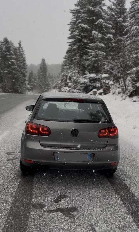 Usata VW Golf VI Highline 105 CV (77 kW) 2011 Utilitaria
