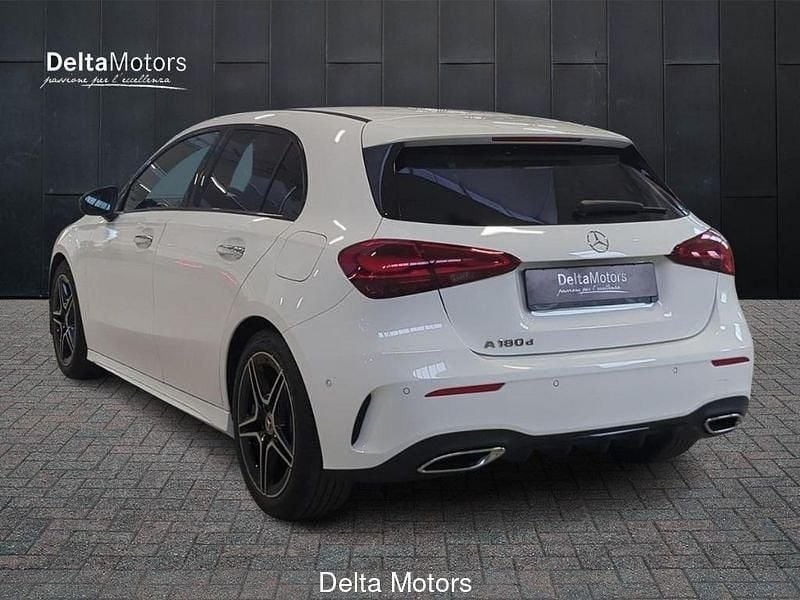 Nuova Mercedes A180 AMG line 116 CV (85 kW) 2026 Nero Berlina