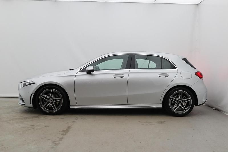 Usata Mercedes A200 Premium 163 CV (119 kW) 2020 Argento tetto nero Berlina
