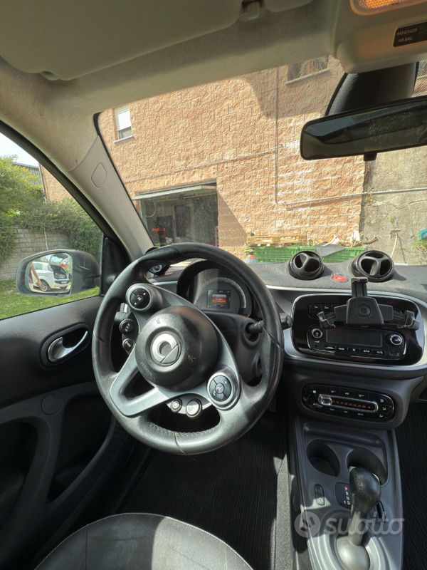 Usata Smart ForTwo Coupé Passion 71 CV (52 kW) 2016 Utilitaria