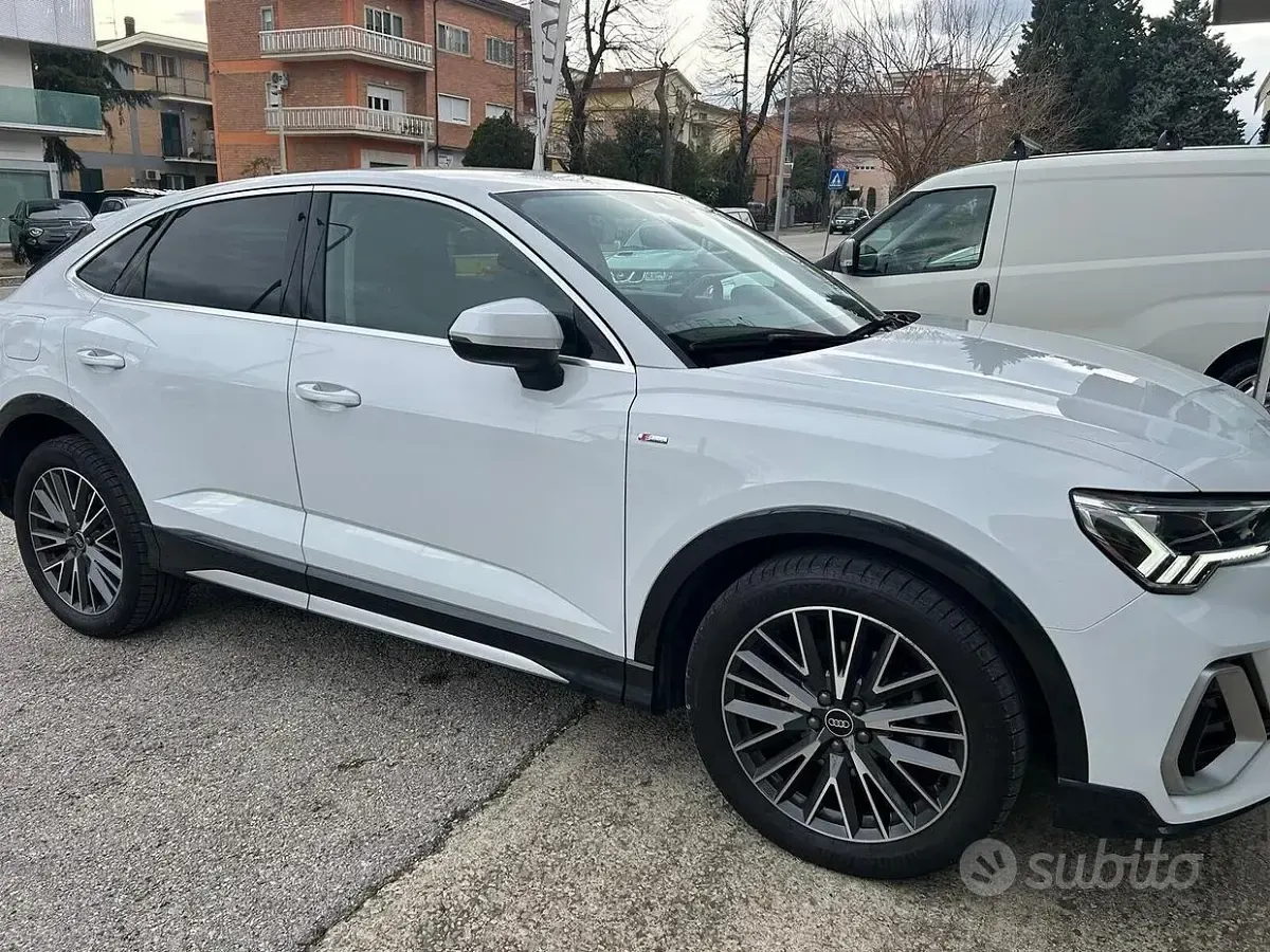 Usata Audi Q3 Sportback S-Line 150 CV (110 kW) 2022 Bianco SUV