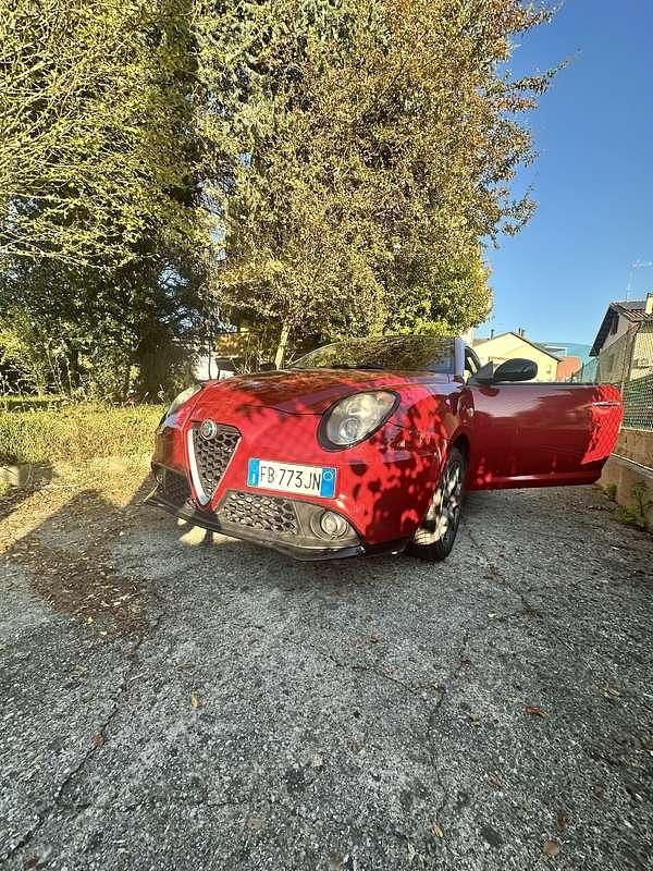 Usata 2015 Alfa Romeo MiTo Distinctive Due volumi | 5200 € (Buon prezzo) - Immagine 1/4