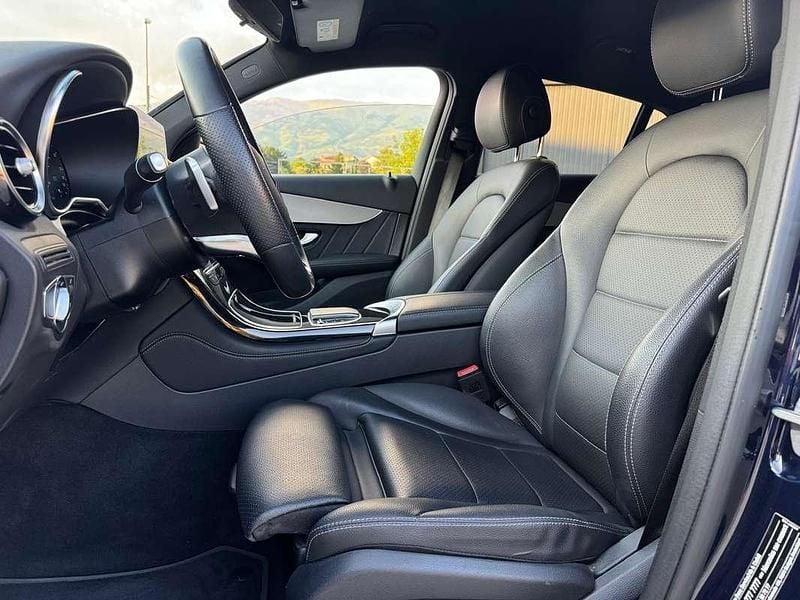 Usata Mercedes GLC300e Premium 258 CV (189 kW) 2020 Blu/azzurro Coupé