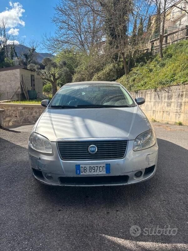 Usata Fiat Croma 120 CV (88 kW) 2006 Grigio Berlina