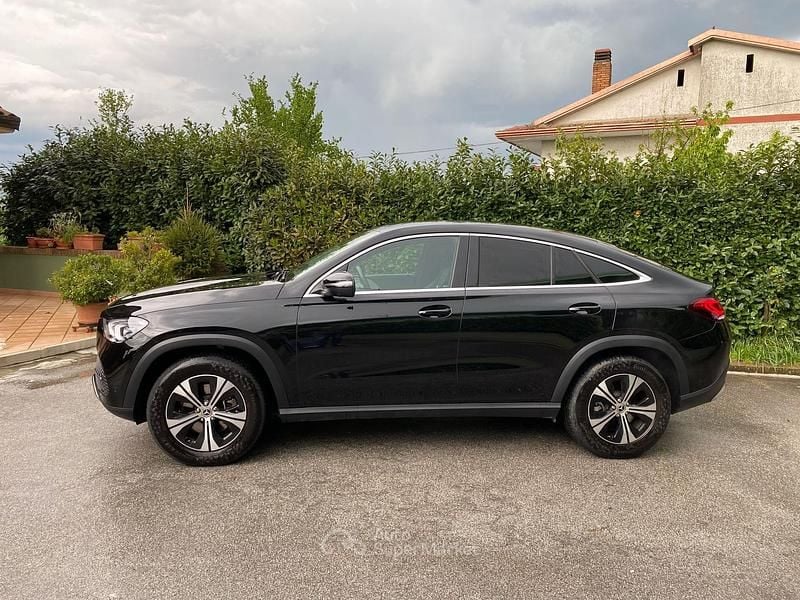 Usata Mercedes GLE300 272 CV (200 kW) 2023 Nero Coupé
