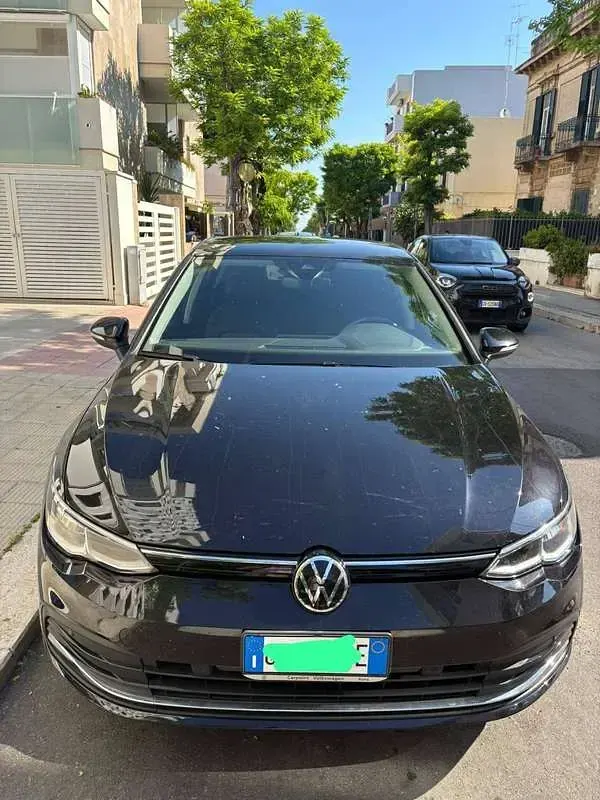 Usata VW Golf VIII Edition 131 CV (96 kW) 2021 Nero Berlina