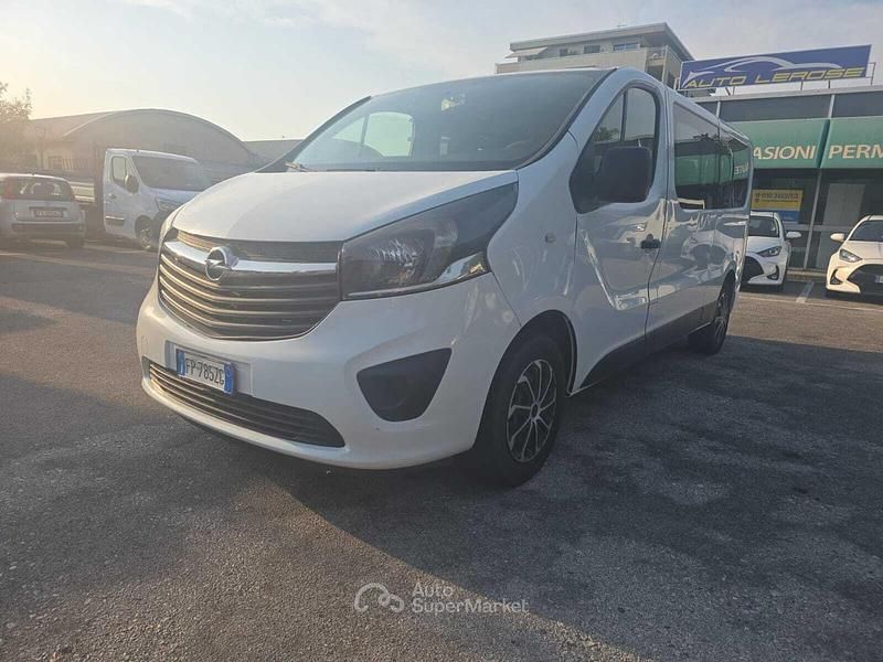 Usata Opel Vivaro 125 CV (91 kW) 2018 Bianco Monovolume