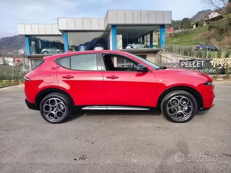 Usata Alfa Romeo Tonale Ti 131 CV (96 kW) 2024 Rosso SUV