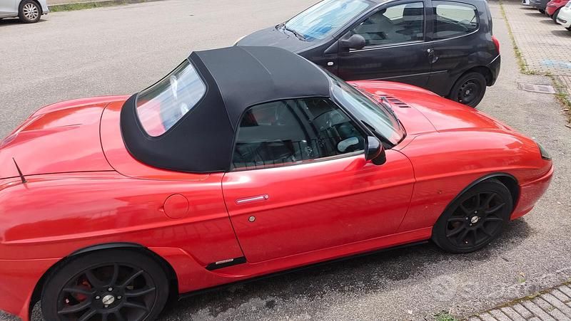 Usata Fiat Barchetta 131 CV (96 kW) 1998 Rosso Cabrio