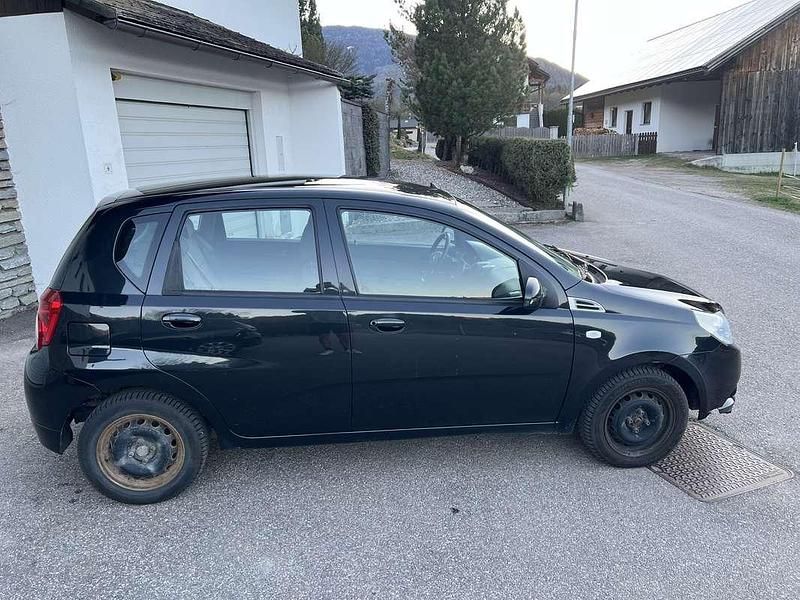 Usata Chevrolet Aveo 84 CV (61 kW) 2009 Nero Berlina