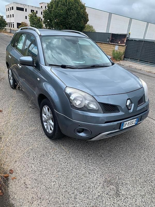 Grigio Usata 2008 Renault Koleos SUV | 4300 € (Buon prezzo) - Immagine 1/4