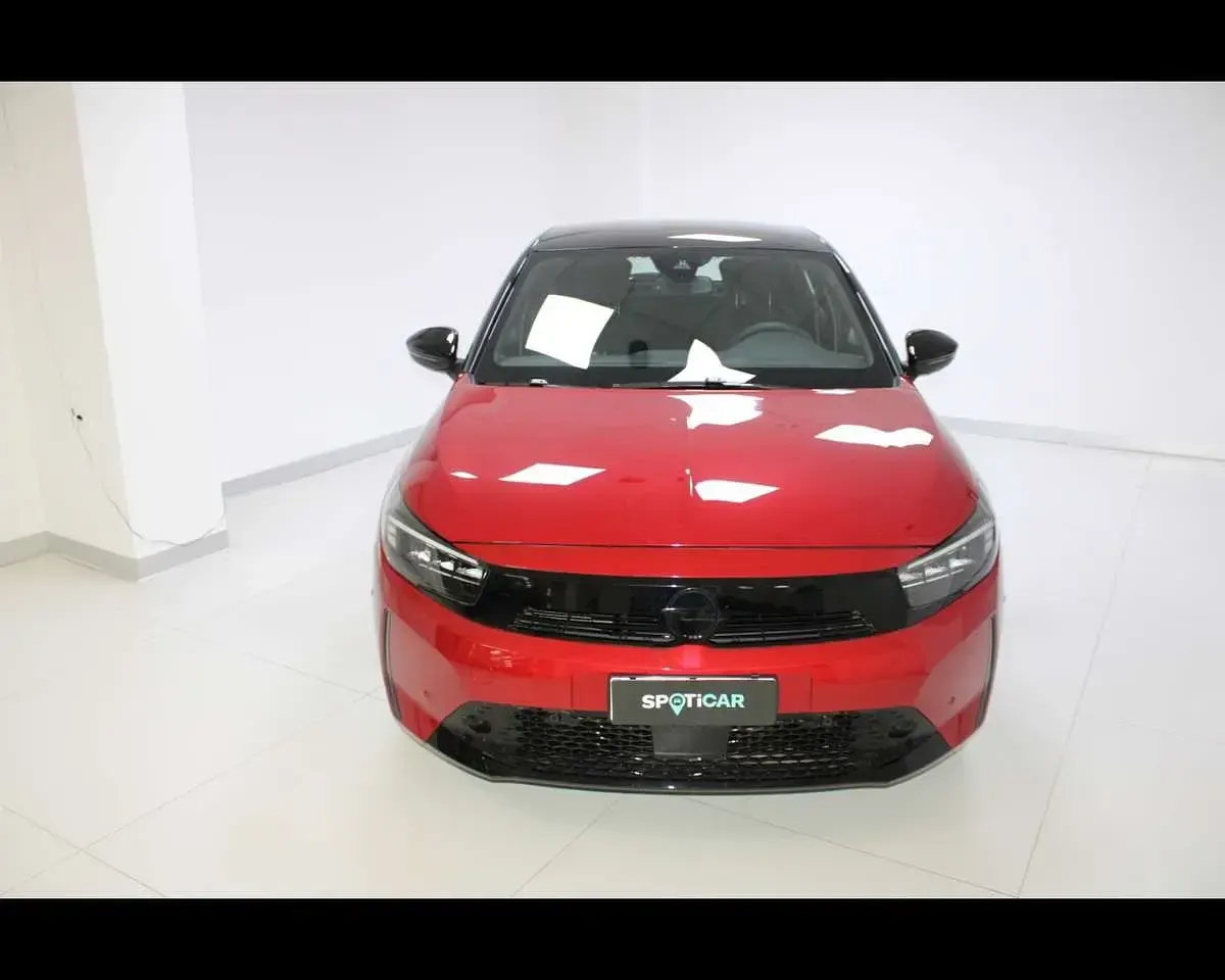 Usata Opel Corsa 101 CV (74 kW) 2025 Kardio red Utilitaria