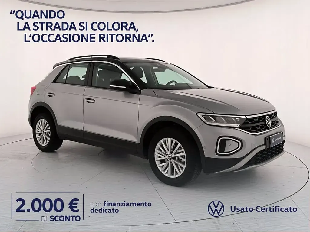 Używany VW T-Roc Life 116 KM (85 kW) 2025 Czarny SUV