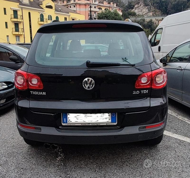 Usata VW Tiguan Sport 140 CV (102 kW) 2008 Nero SUV