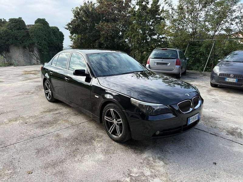 Usata BMW 525 177 CV (130 kW) 2006 Nero Berlina