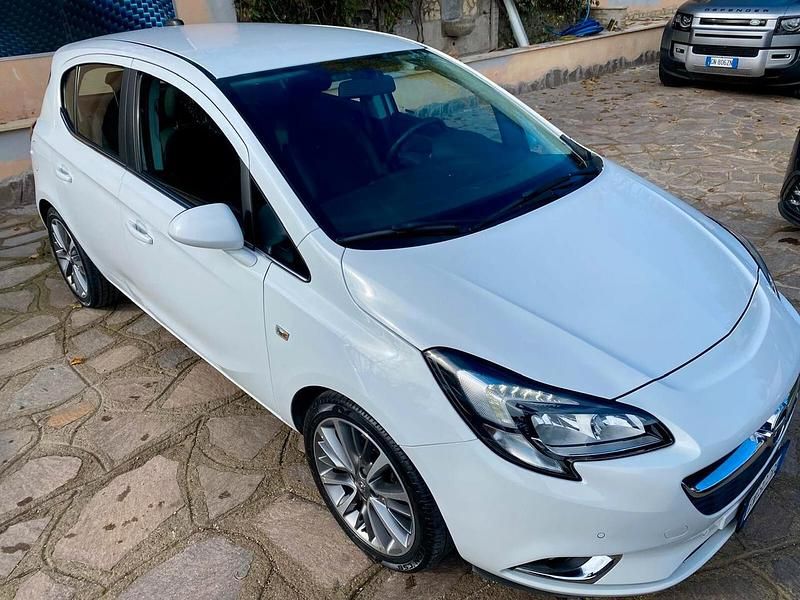 Usata Opel Corsa Innovation 75 CV (55 kW) 2017 Bianco Berlina
