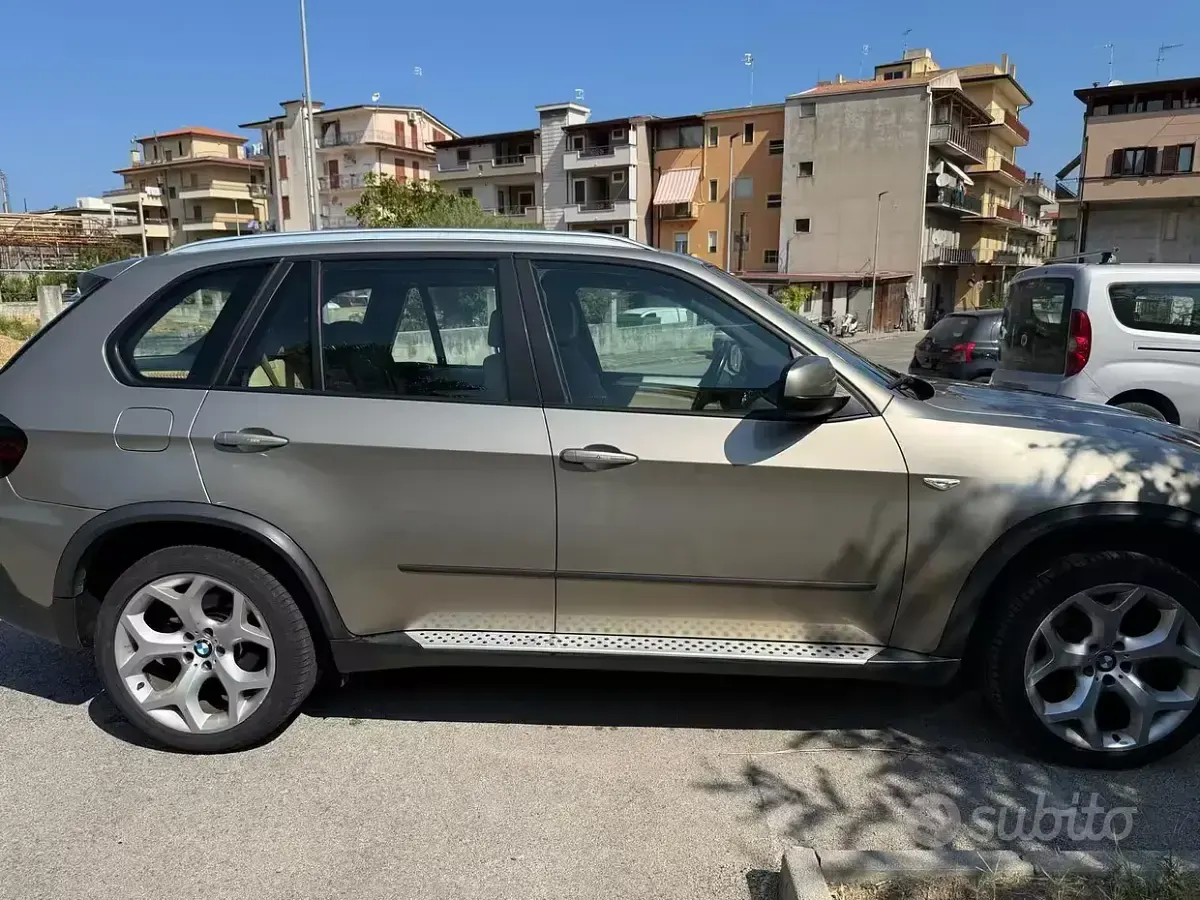 Usata BMW X5 235 CV (172 kW) 2009 SUV