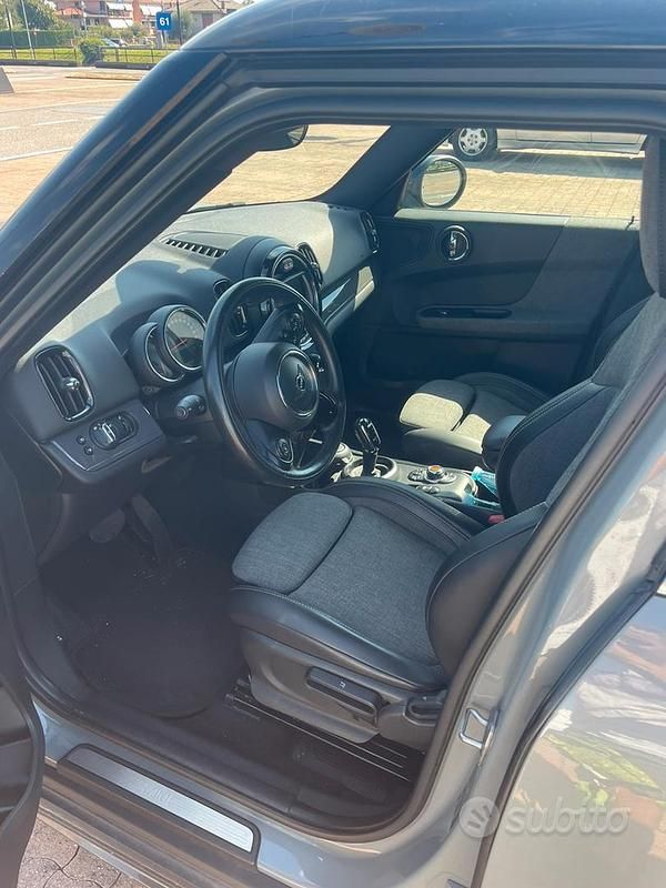 Usata Mini Countryman 150 CV (110 kW) 2019 Grigio SUV