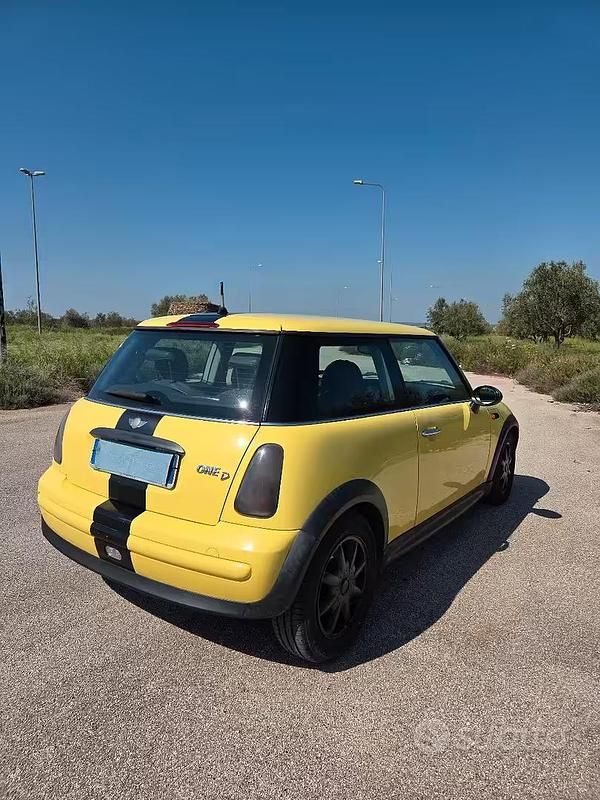 Usata Mini One D 88 CV (64 kW) 2005 Utilitaria