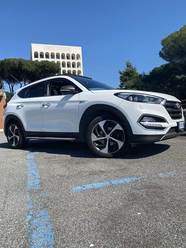 Usata Hyundai Tucson Xpossible 136 CV (100 kW) 2016 SUV