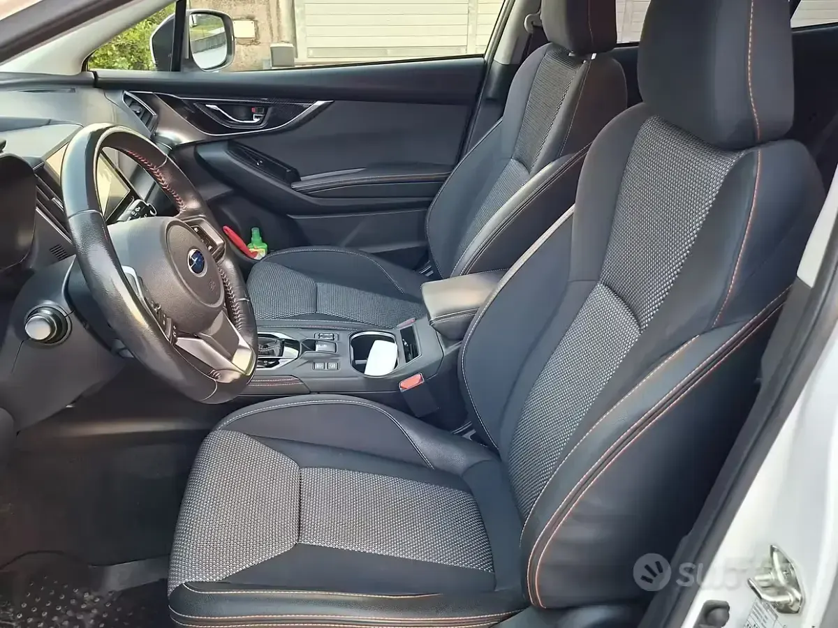Usata Subaru XV 114 CV (83 kW) 2019 Bianco SUV
