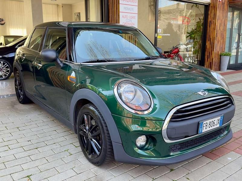 Usata Mini ONE 102 CV (75 kW) 2015 Verde Utilitaria