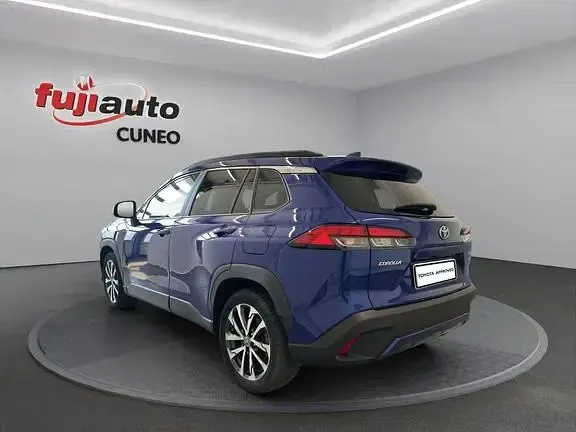 Usata Toyota Corolla Cross Lounge 197 CV (144 kW) 2023 Blu SUV