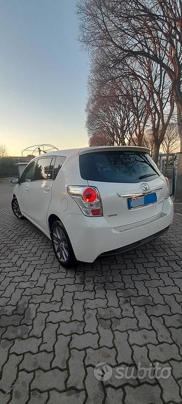 Usata Toyota Verso 2013 Monovolume