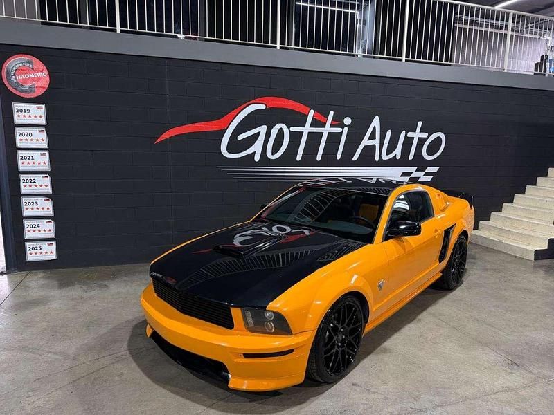 Usata Ford Mustang 305 CV (224 kW) 2009 Arancione Coupé