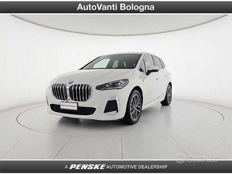 Usata BMW 225 Active Tourer M Sport 245 CV (180 kW) 2022 Bianco Monovolume