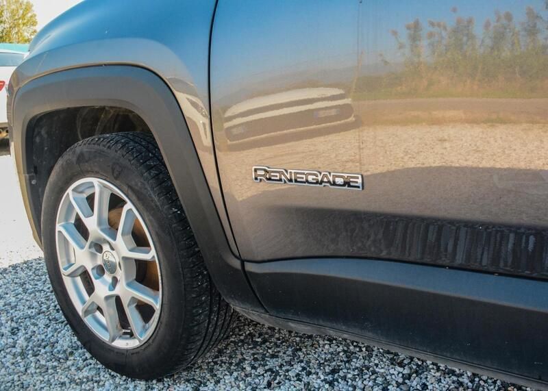 Usata Jeep Renegade Limited 120 CV (88 kW) 2020 Nero SUV