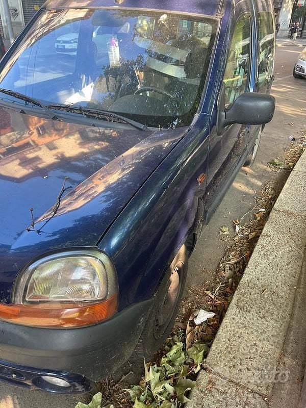 Usata Renault Kangoo 2001 Monovolume