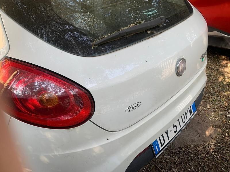 Usata Fiat Bravo Emotion 89 CV (65 kW) 2010 Bianco Utilitaria