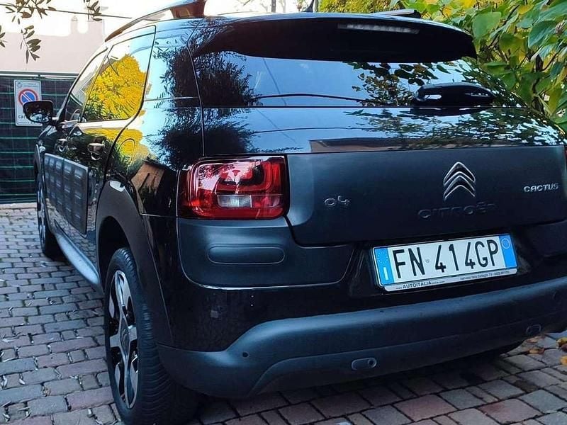 Usata Citroën C4 Cactus 82 CV (60 kW) 2018 Nero Utilitaria