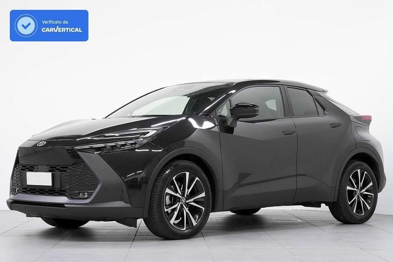 Begagnad Toyota C-HR Active 140 HK (102 kW) 2025 SUV