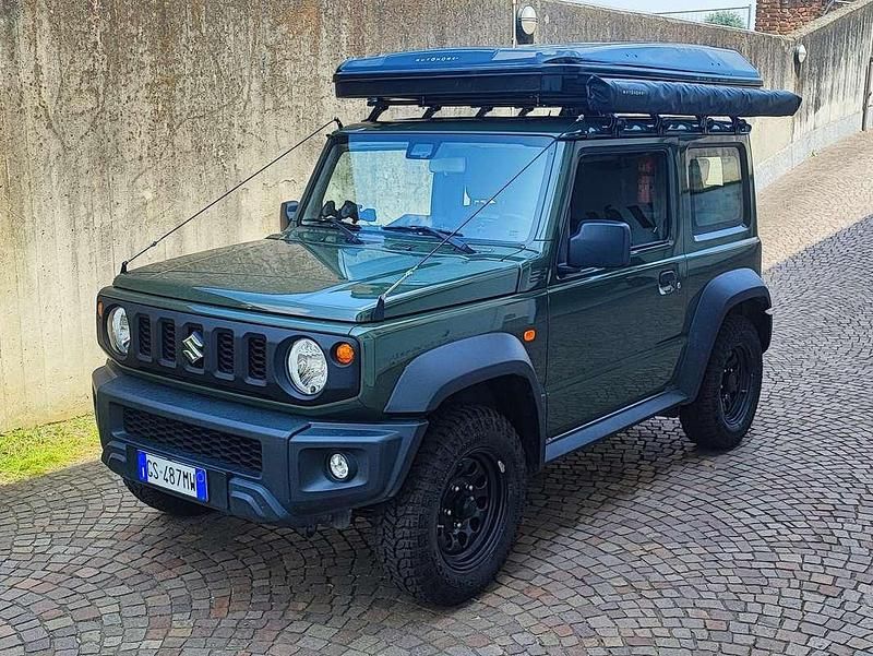 Usata Suzuki Jimny 102 CV (75 kW) 2024 Verde SUV
