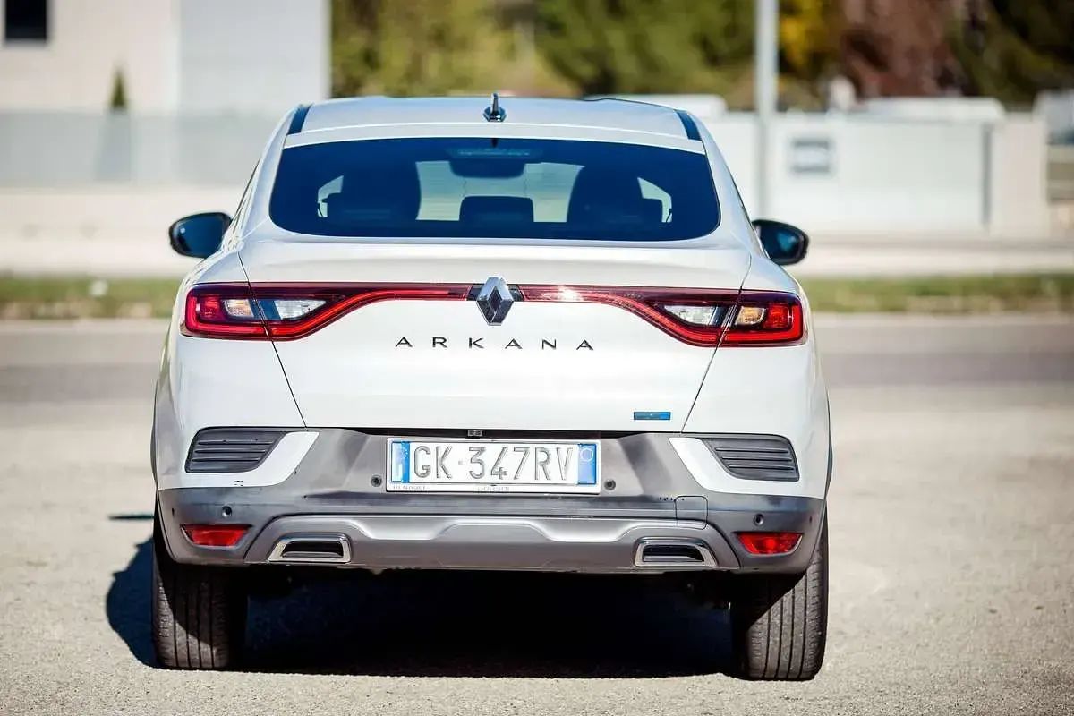 Usata Renault Arkana R.S. 140 CV (102 kW) 2022 Bianco SUV