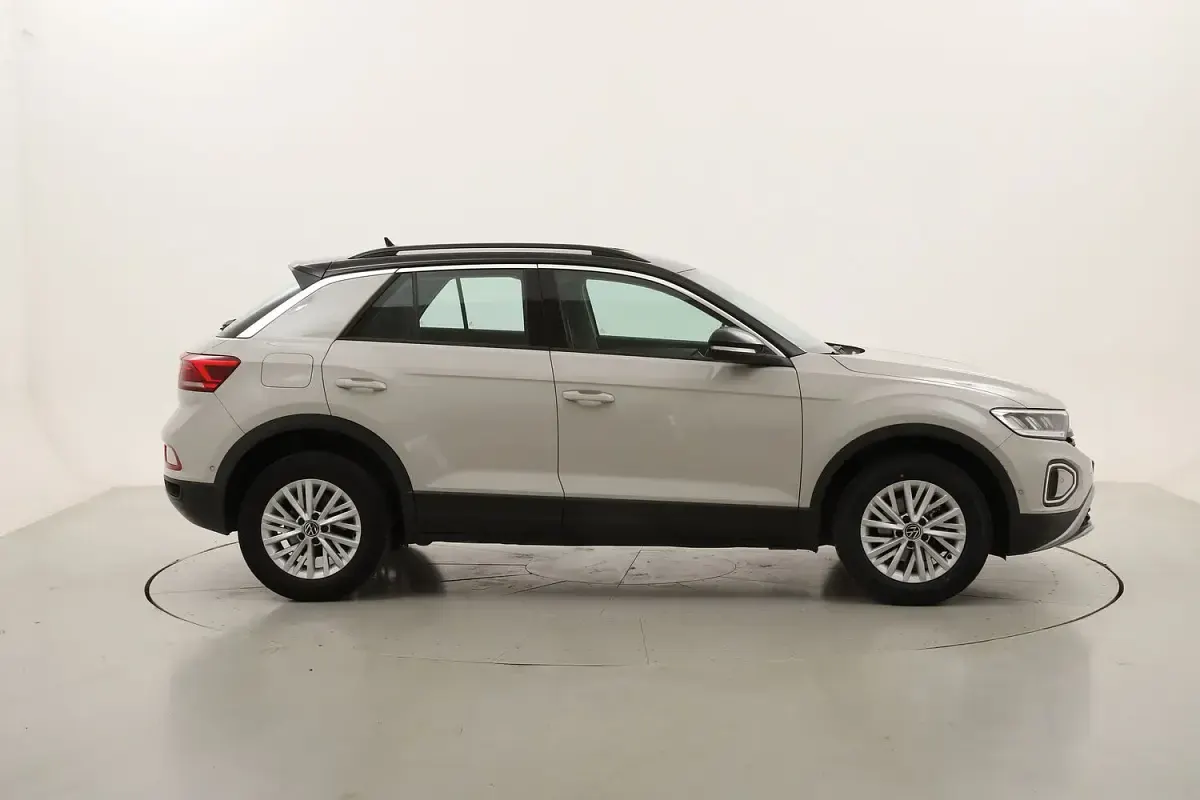 Usata VW T-Roc Life 110 CV (80 kW) 2022 SUV