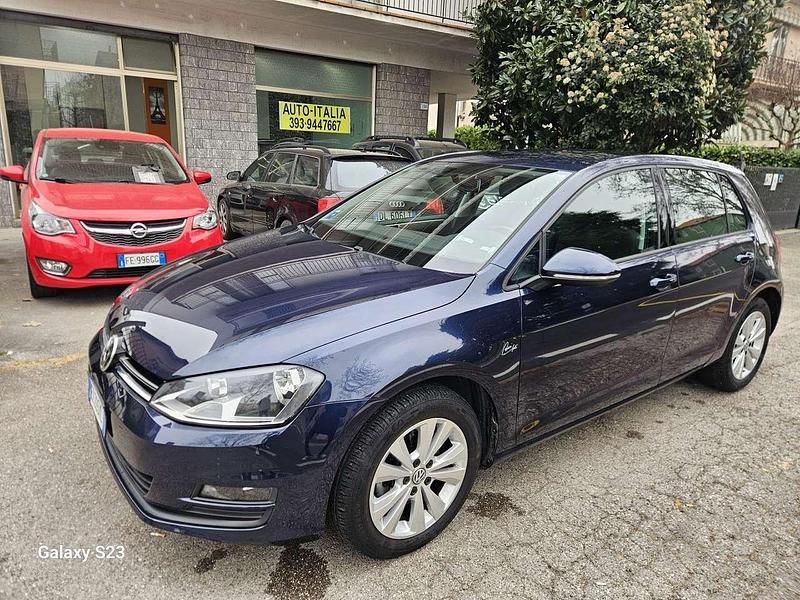 Usata VW Golf VII Highline 125 CV (91 kW) 2015 Other Berlina