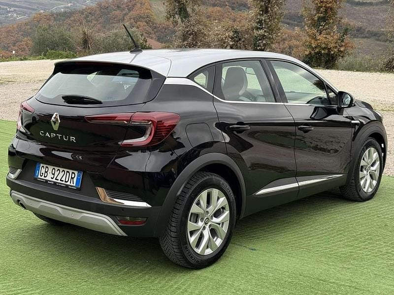 Usata Renault Captur Intens 116 CV (85 kW) 2020 Nero SUV