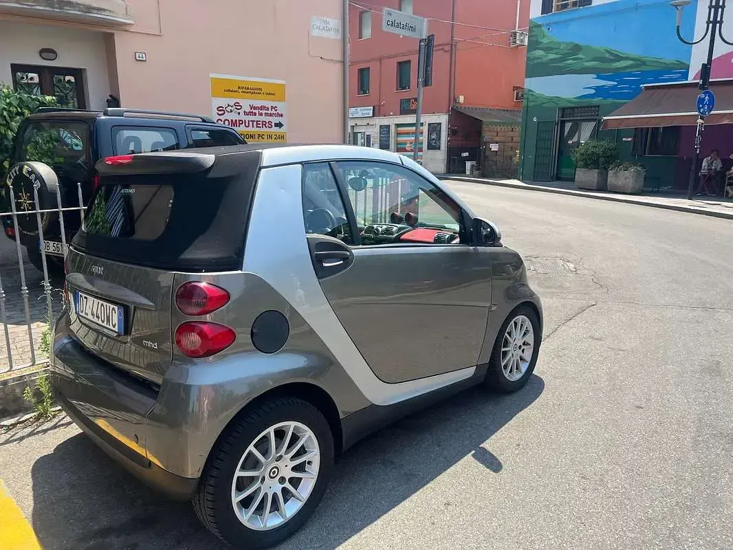 Usata Smart ForTwo Cabrio Passion 71 CV (52 kW) 2010 Grigio Cabrio