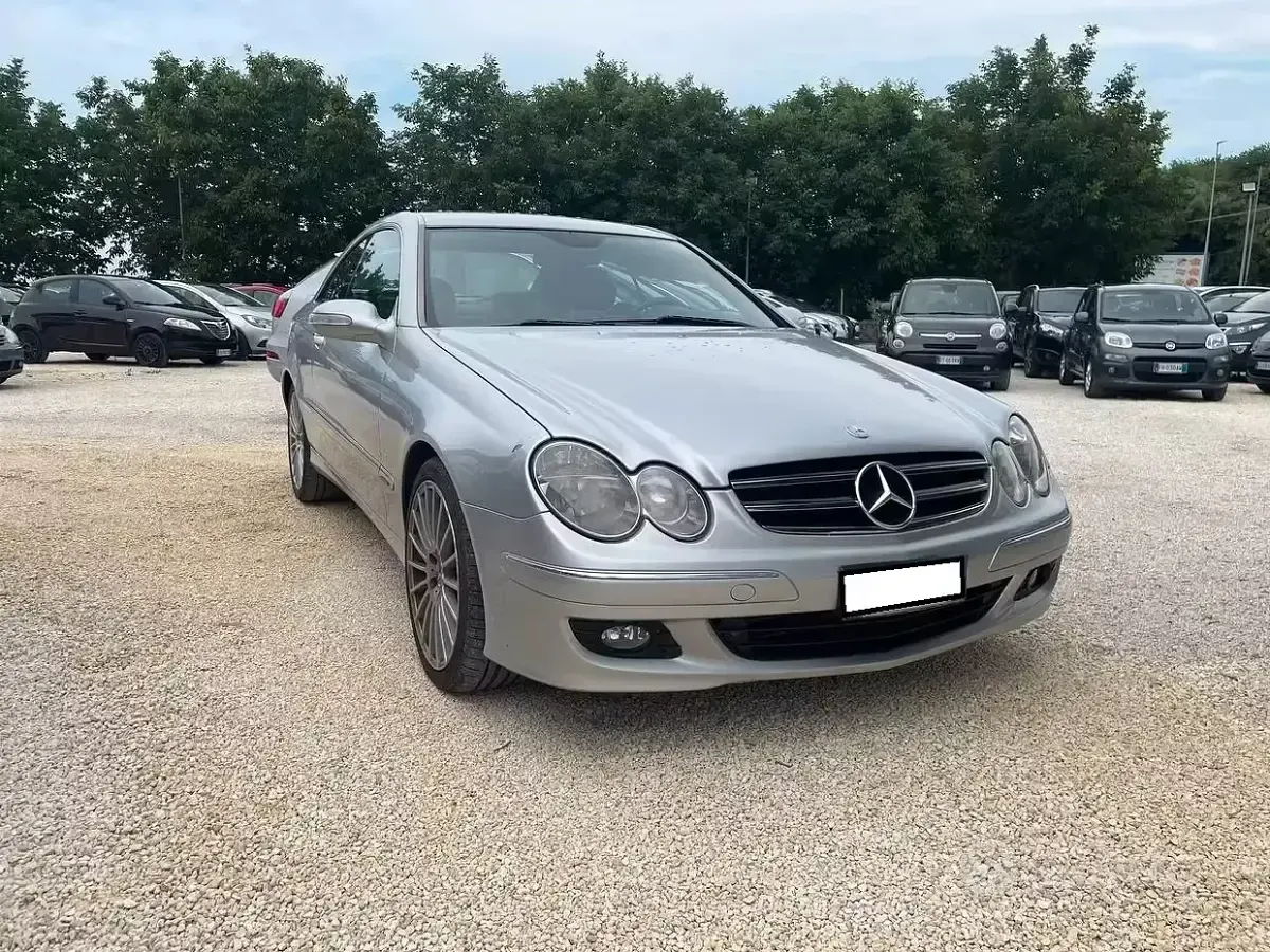 Usata Mercedes CLK220 Avantgarde 150 CV (110 kW) 2006 Coupé
